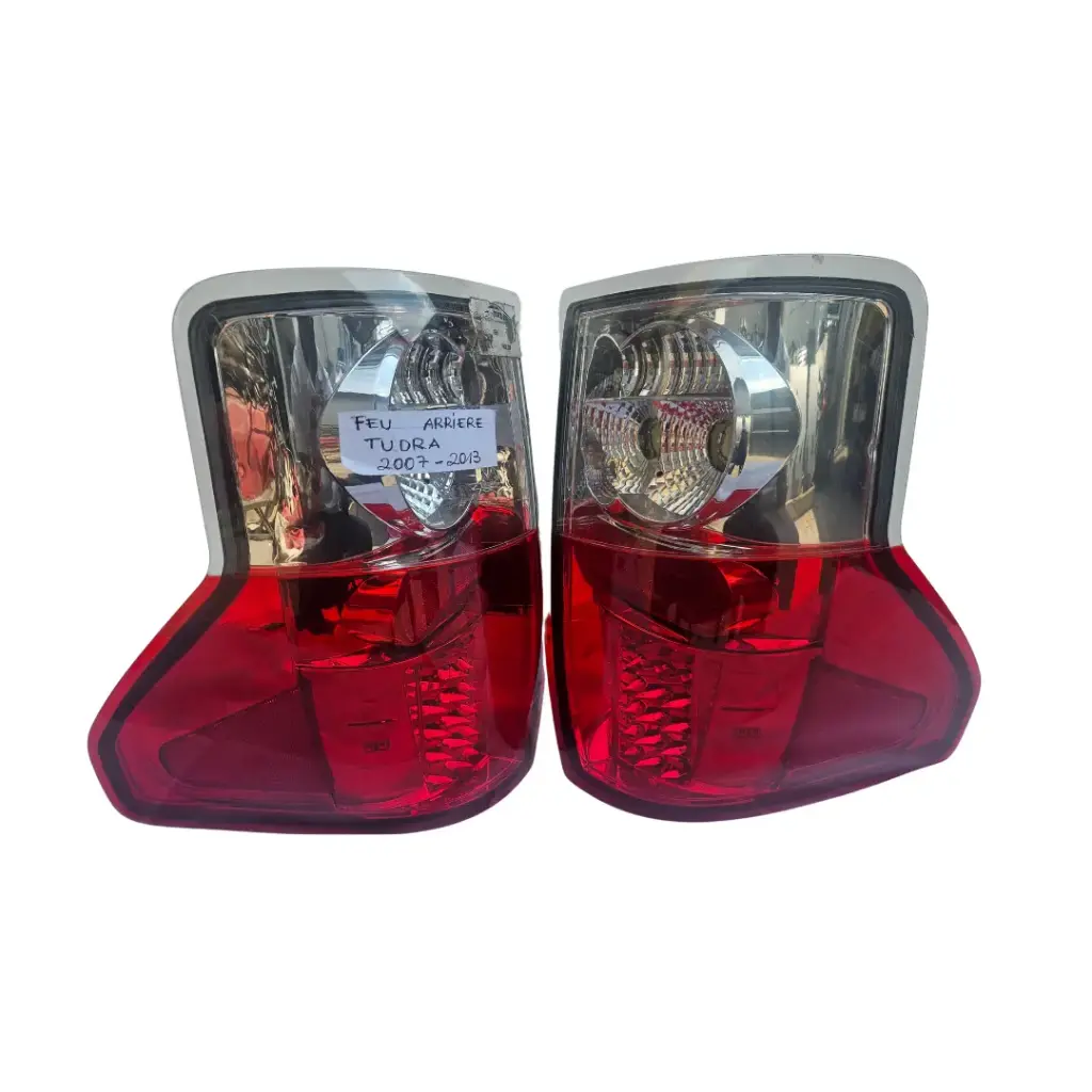 Feu arriere tundra 2007-2013