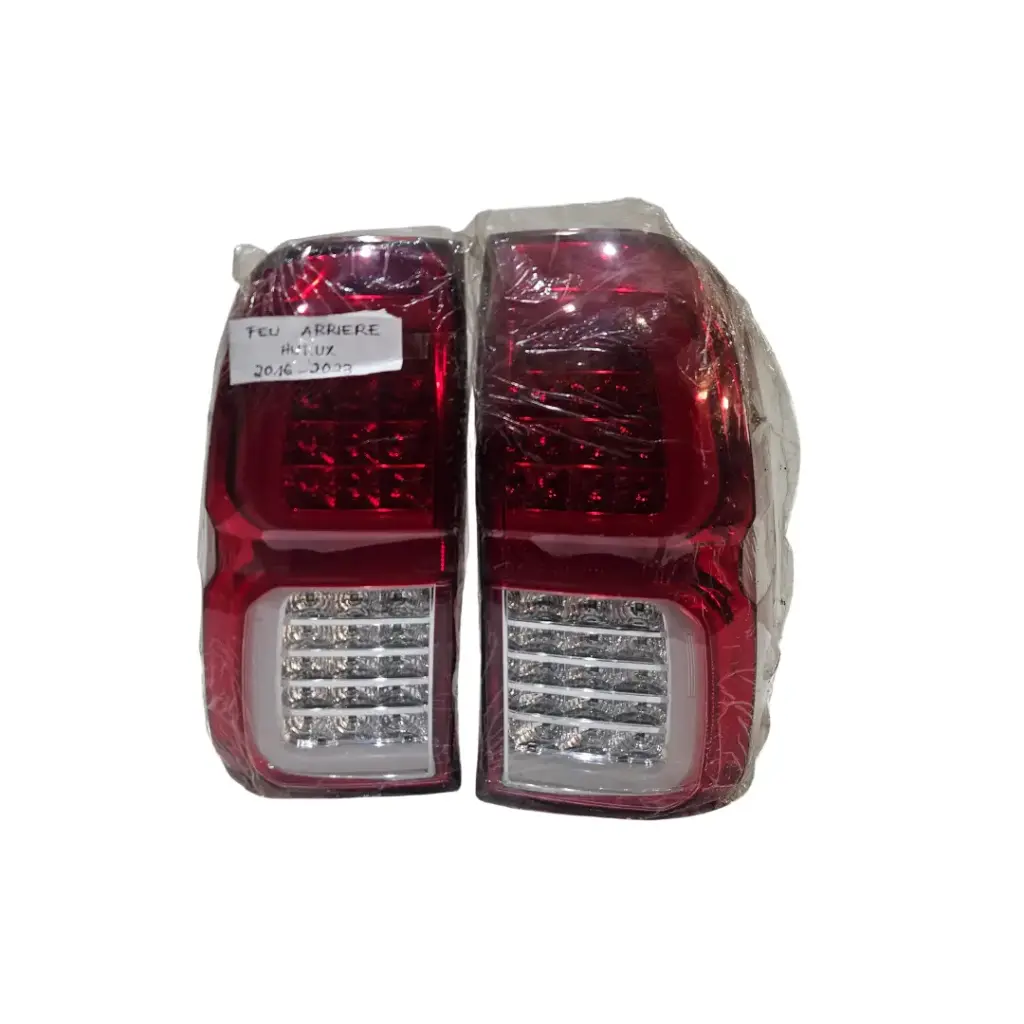 Feu arriere hulux 2016-2023